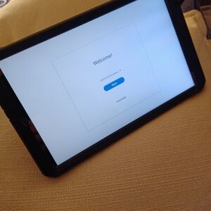 Galaxy A Tab 10.5" with Unicorn Beetle hardcase w/stand